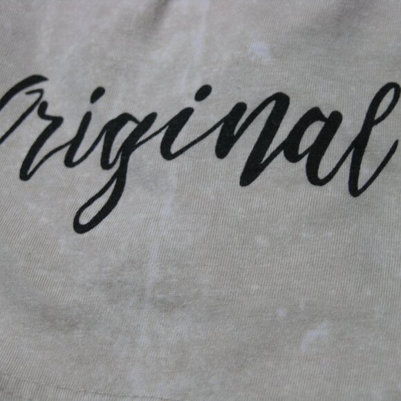 On Fire- women's T-Shirt beige Size Medium w/ I'm Not Perfect saying - Picture 3 of 8